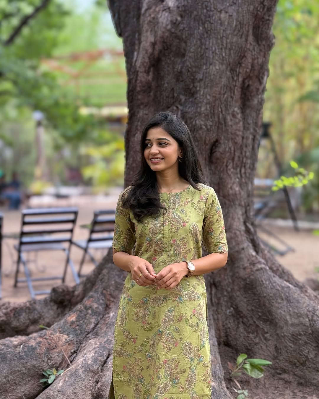 Lush Glow Digital Kurti