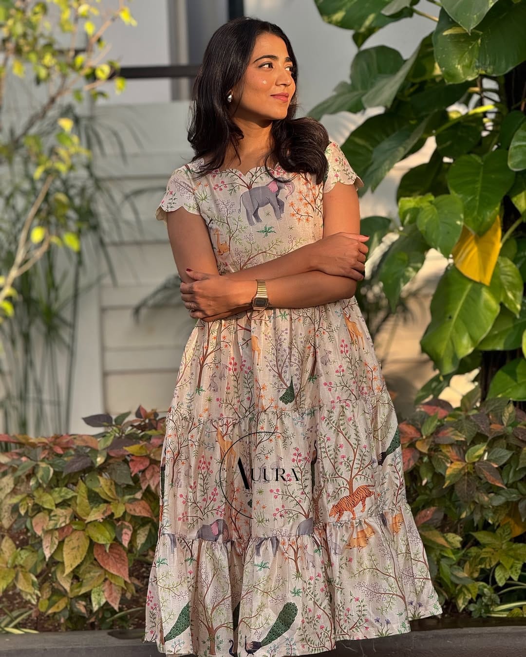 You gonna love elegance with Modern touch ,Here we Presenting Exclusive Real shoot Design